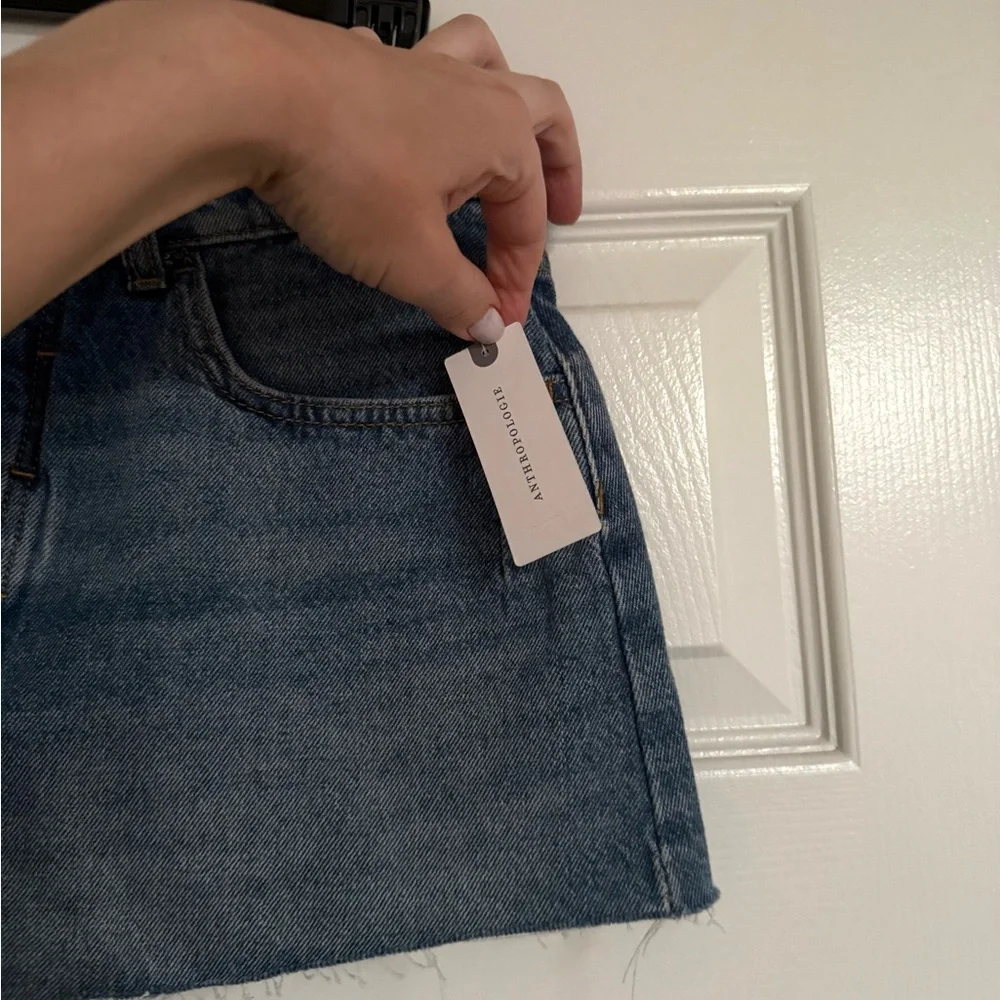 Anthropologie Pilcro Jeans Shorts Denim Blue Fray Size 28 NEW - Picture 8 of 9